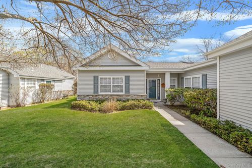 485 Woodscreek Court, Brookhaven, NY, 11955 | Card Image