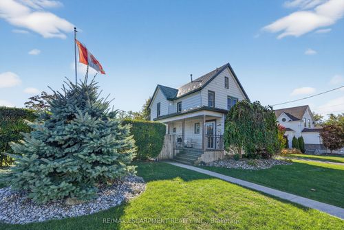 261 Gilmore Rd, Fort Erie, ON, L2A2M6 | Card Image