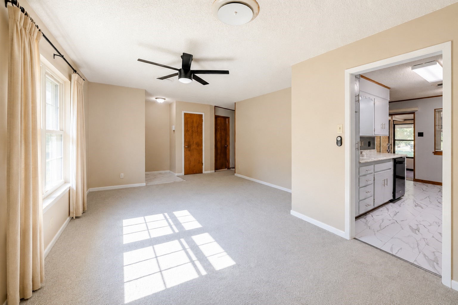 Residential in Eastland 4