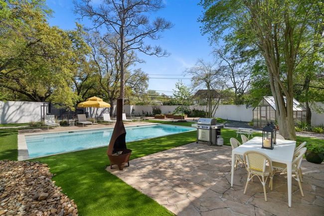 2207 Stanmore Dr, House other with 4 bedrooms, 5 bathrooms and 2 parking in Houston TX | Image 32