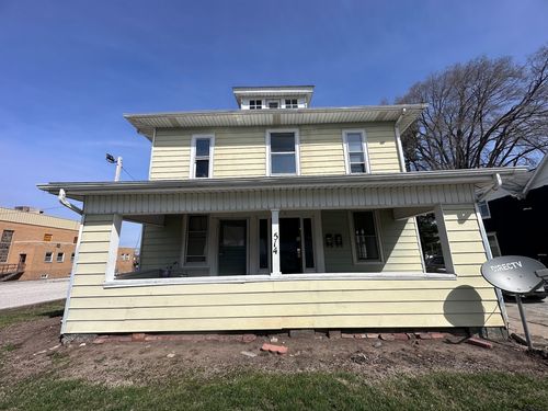 514 E Main St, Hoopeston, IL, 60942-1591 | Card Image
