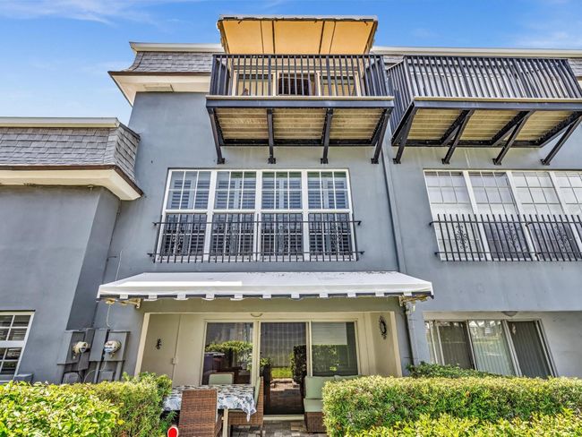 APT-64 - 1194 Hillsboro Mile, Townhouse with 3 bedrooms, 4 bathrooms and null parking in Hillsboro Beach FL | Image 71