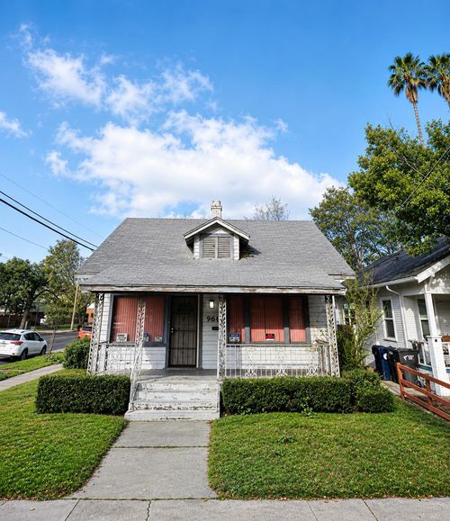 964 33rd Street, Sacramento, CA, 95816 | Card Image