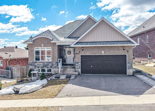 3155 Monarch Dr, Orillia, ON, L3V7X1 | Card Image