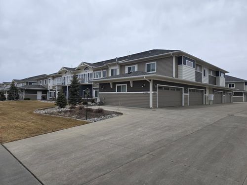 unit-c-2900 Calico Dr S, Fargo, ND, 58104-4526 | Card Image