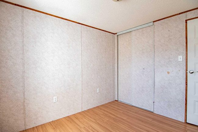 544 Queen Street, House other with 4 bedrooms, 2 bathrooms and 2 parking in Elnora AB | Image 26