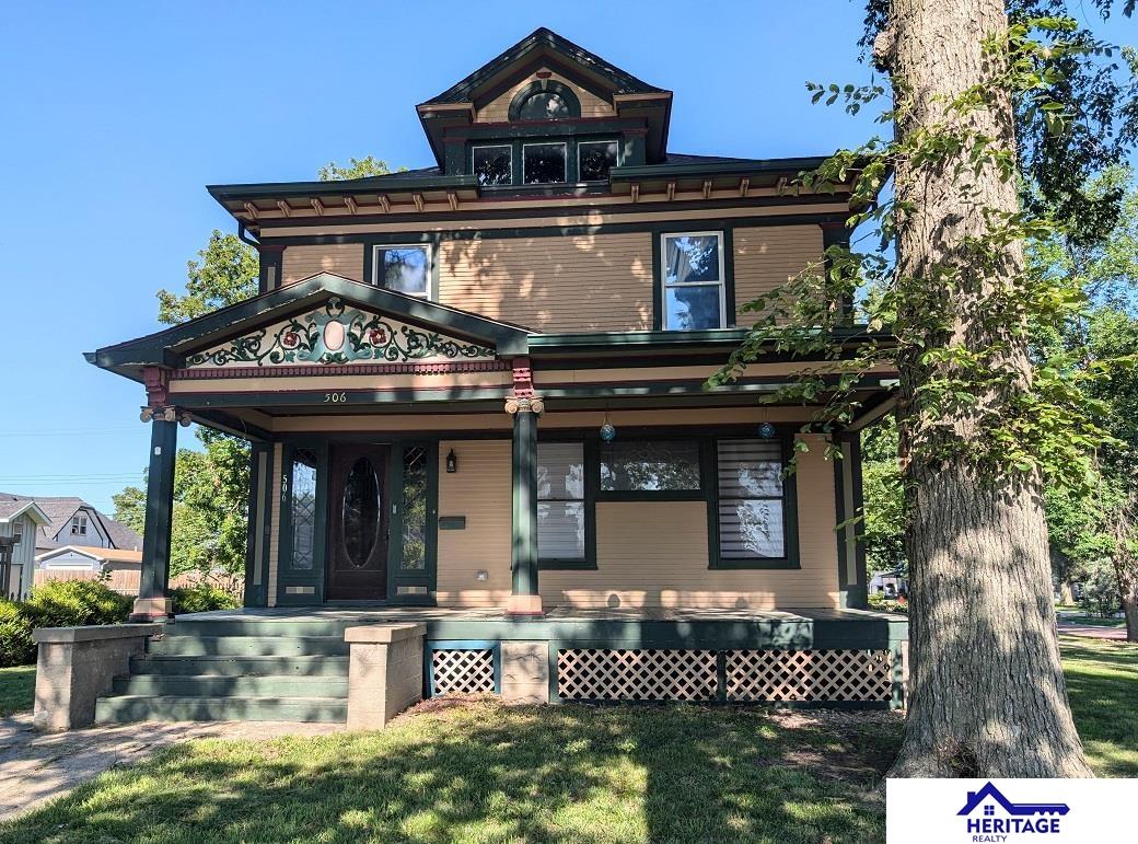 College Ave, York, NE 68467