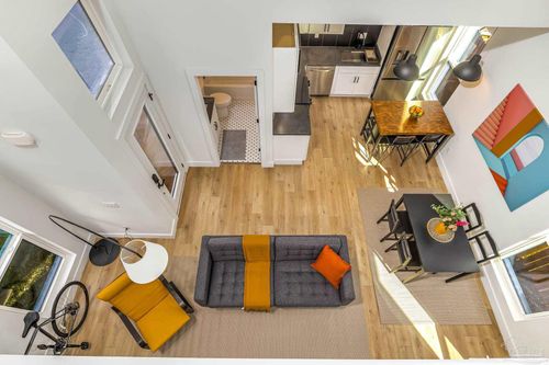 917 W Lloyd St, Pensacola, FL, 32501-2468 | Card Image