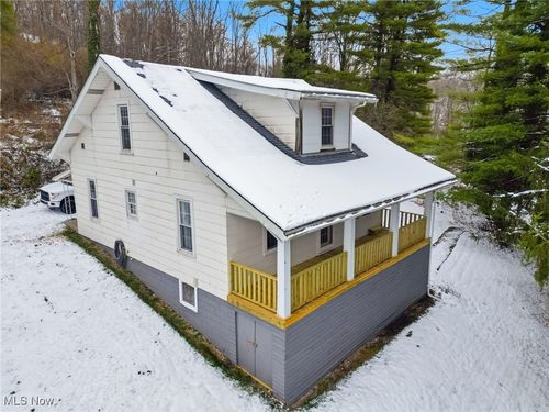 69631 Provident Fairpoint Rd, Saint Clairsville, OH, 43950-9228 | Card Image