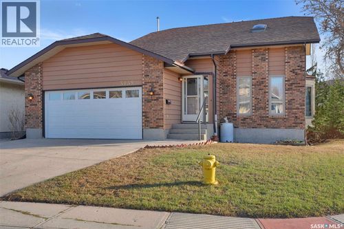 3139 E Thacker Bay, Regina, SK, S4V1Z2 | Card Image