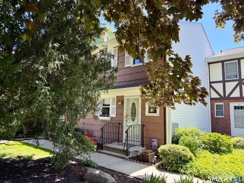 10-10 E Gate Ln, Hamden, CT, 06514-2229 | Card Image