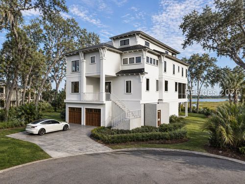 18 Indian Hill Ln, Hilton Head Island, SC, 29926-1259 | Card Image