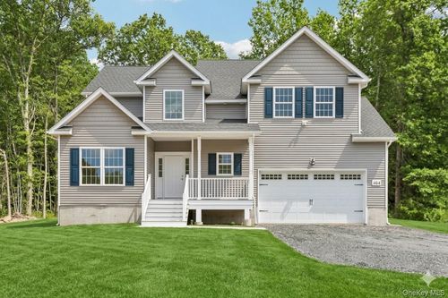 464 Bull Road, New Windsor, NY, 12575 | Card Image