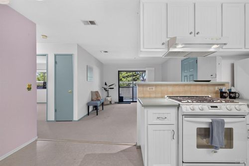 57-8201 Camino Colegio, Rohnert Park, CA, 94928-8140 | Card Image