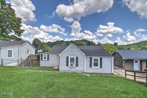 1620 Highpoint Ave, Kingsport, TN, 37665-1338 | Card Image