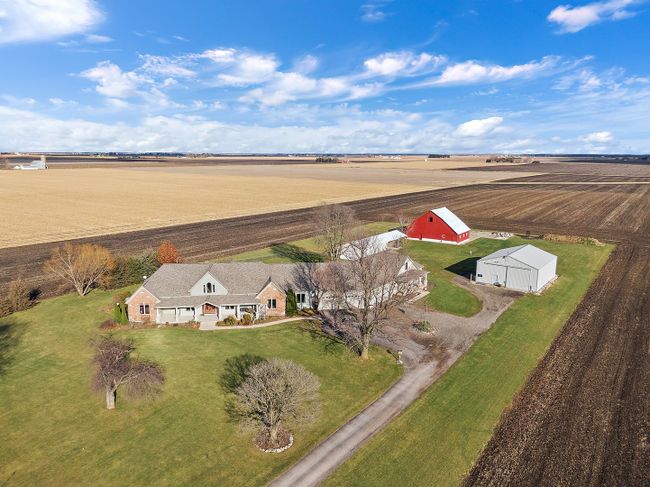 550 Maplewood Rd, House other with 6 bedrooms, 6 bathrooms and 3 parking in Somonauk IL | Image 76