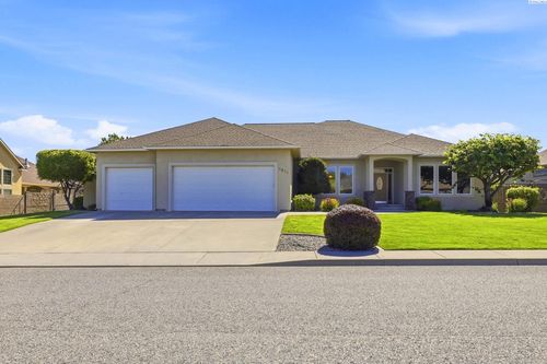 1811 S Dawes Street, Kennewick, WA, 99338 | Card Image
