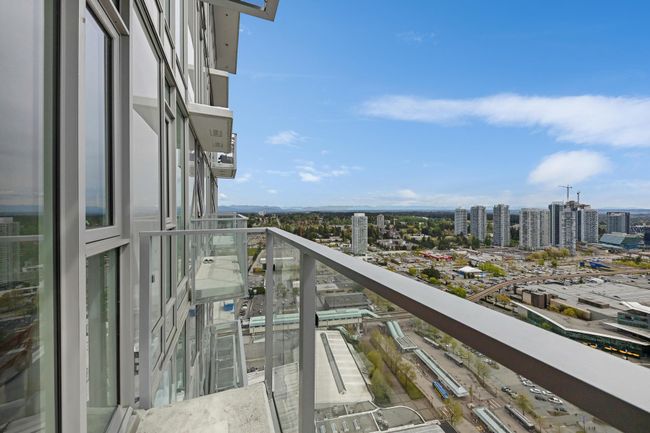 3601 - 13438 Central Avenue, Condo with 0 bedrooms, 1 bathrooms and null parking in Surrey BC | Image 3