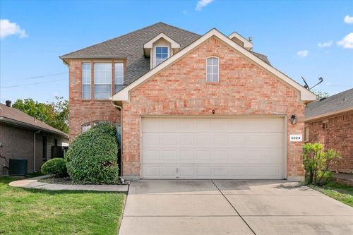 5824 Melanie Ct, Fort Worth, TX, 76131-1622 | Card Image