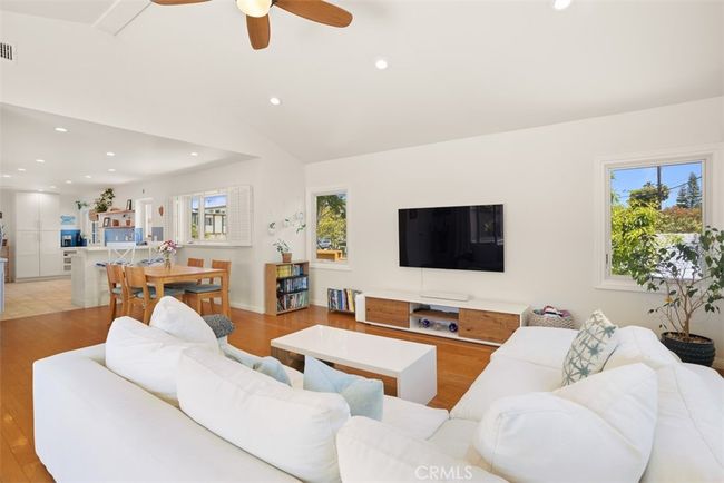 1660 Catalina Ave, House other with 3 bedrooms, 3 bathrooms and 1 parking in Seal Beach CA | Image 26