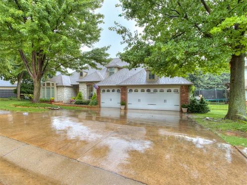 123 Lakeview Trl, Edmond, OK, 73003-3080 | Card Image