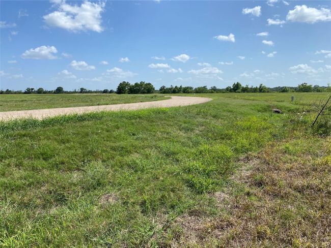 504 Brahman Trl, Home with 0 bedrooms, 0 bathrooms and null parking in Angleton TX | Image 6