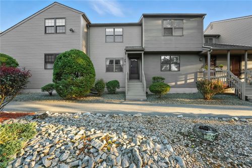 2703 Pinewood Dr, Smithfield, RI, 02917-3143 | Card Image