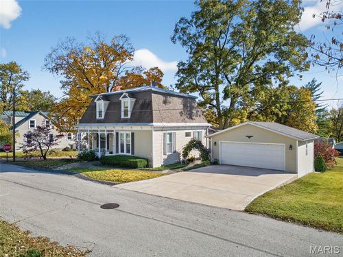 5548 Chestnut St, Augusta, MO, 63332-1008 | Card Image