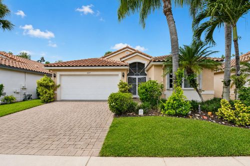 5217 Glenville Dr, Boynton Beach, FL, 33437-1681 | Card Image
