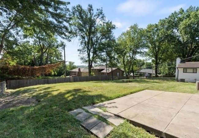 9741 Walnut St, House other with 3 bedrooms, 2 bathrooms and null parking in Kansas City MO | Image 19