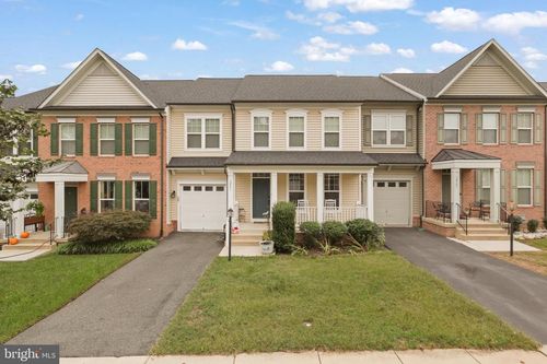 12041 Lake Dorian Dr, BRISTOW, VA, 20136-6169 | Card Image