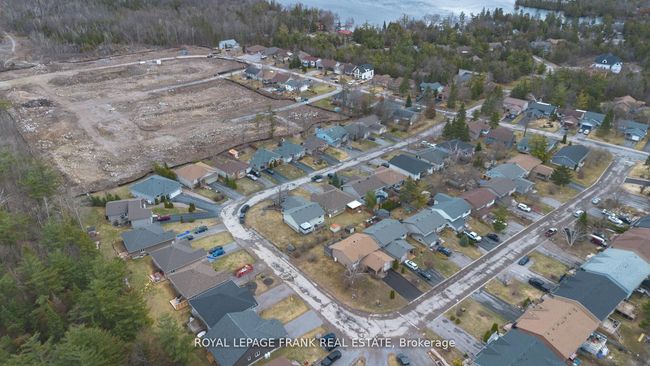 44 Birch Cres, House other with 2 bedrooms, 2 bathrooms and 4 parking in Bobcaygeon ON | Image 23