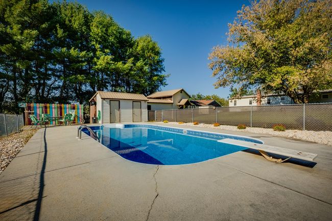 18212 Cleveland Rd, House other with 3 bedrooms, 2 bathrooms and null parking in Abingdon VA | Image 4