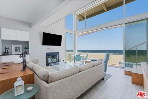 5-1 Driftwood St, Marina del Rey, CA, 90292-5709 | Card Image