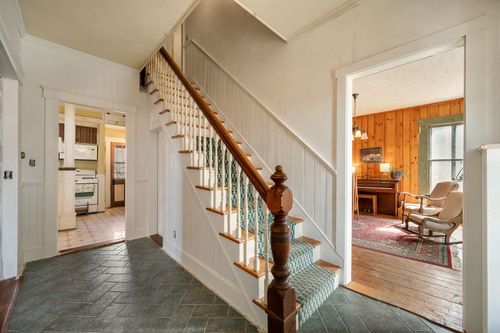 546 Anderson Rd, Barre, VT, 05641-9783 | Card Image