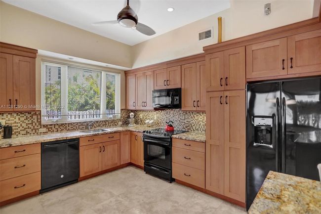 4340 Pine Tree Dr, House other with 5 bedrooms, 5 bathrooms and null parking in Miami Beach FL | Image 19