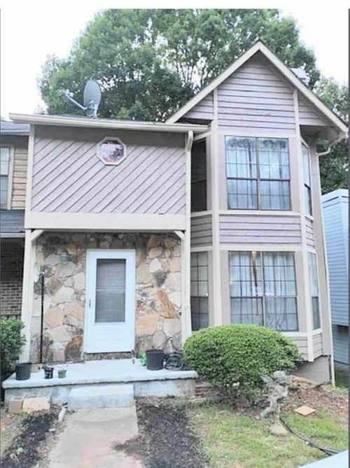 860 Brandy Oaks Ln, Stone Mountain, GA, 30088-2025 | Card Image