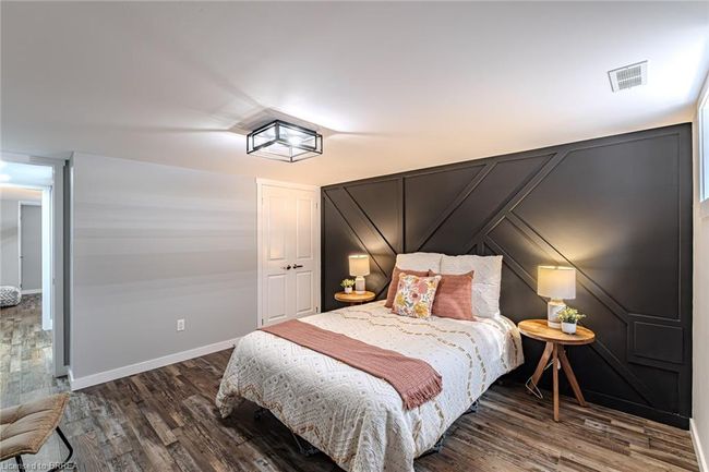 112 Wood St, House other with 5 bedrooms, 2 bathrooms and 4 parking in Brantford ON | Image 31