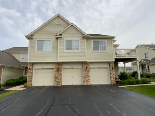 7444 Thomas Dr, Loves Park, IL, 61111-5387 | Card Image