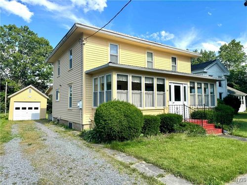 18 Chapel St, Belfast, NY, 14711-8656 | Card Image