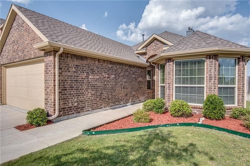 429 Roger Graves Cir, Mckinney, TX, 75072-3197 | Card Image