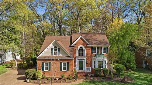 104 Regatta Ln, Smithfield, VA, 23430-5626 | Card Image