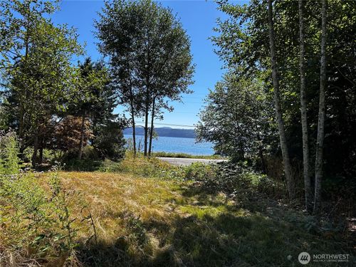 11 Williams Ct, Brinnon, WA, 98320-9652 | Card Image