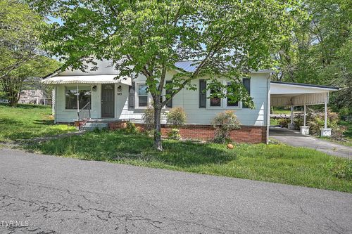 236 Kermit Road, Weber City, VA, 24290 | Card Image