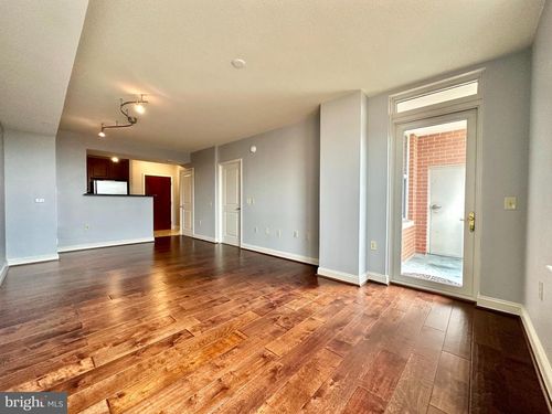 apt-512-11760 Sunrise Valley Dr, RESTON, VA, 20191-1429 | Card Image