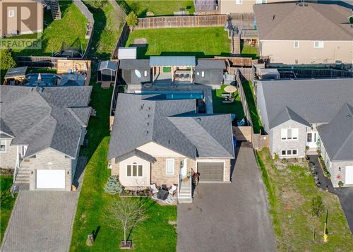 209 Racicot Dr, Garson, ON, P3L1L8 | Card Image
