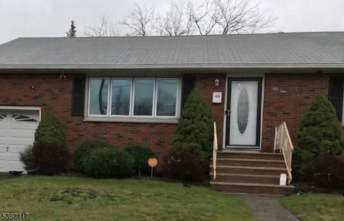 51 Kensington Ave, Clifton, NJ, 07014-1830 | Card Image