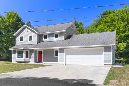 336 Bridge St, Frankfort, MI, 49635-9761 | Card Image