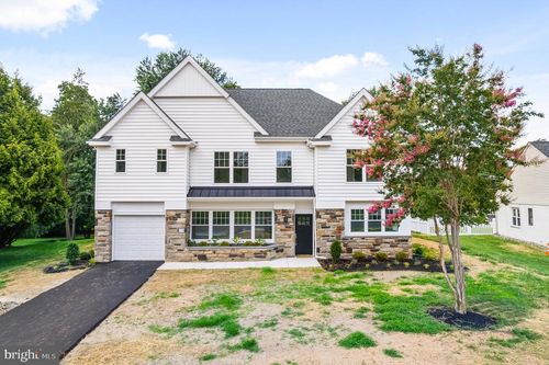 710 Hedgerow Dr, BROOMALL, PA, 19008-2728 | Card Image