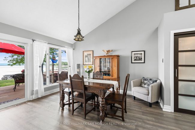 4350 Armitage Ave, House other with 3 bedrooms, 2 bathrooms and 6 parking in Dunrobin ON | Image 11